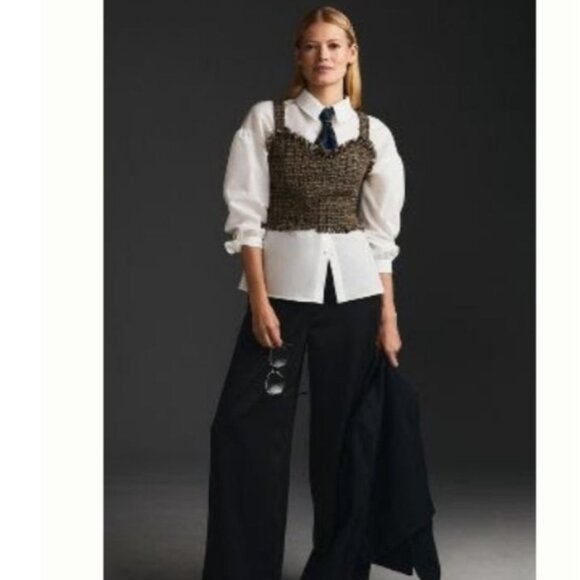 Vestique Black & White Tweed Sleeveless Sweetheart Neckline Cropped Tank Top - Picture 10 of 11